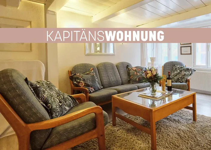 Kapitaenswohnung -Schoene Altstadtwohnung, Mit Eigenem Parkplatz
